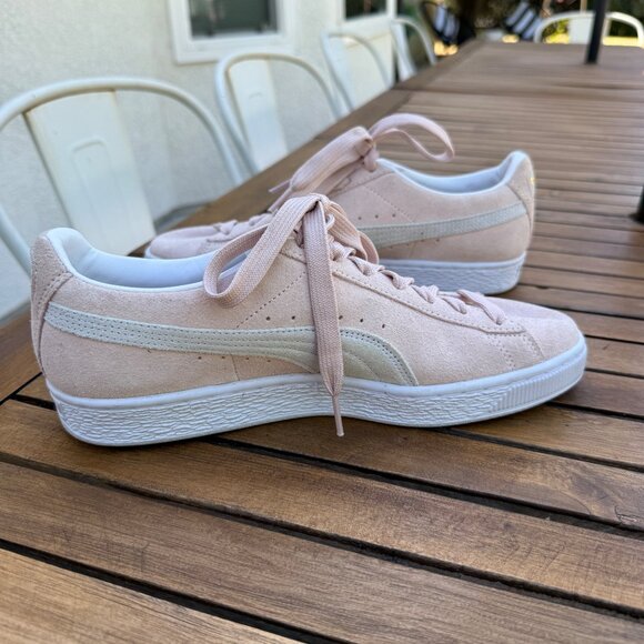 Puma Womens Suede Classic Sneakers Size 10 Light Pink & White - Picture 3 of 7